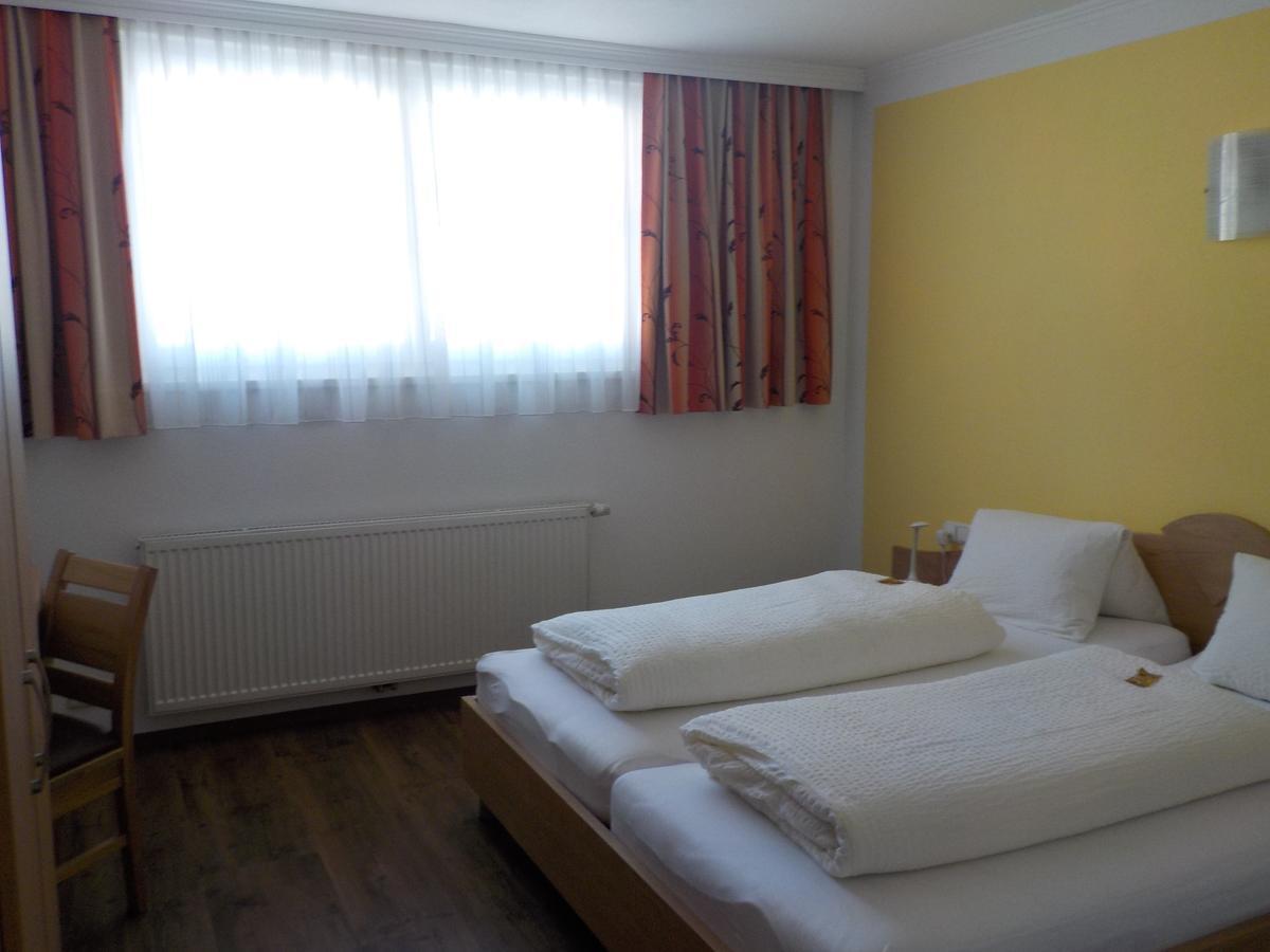 Haus Arnold - Privatzimmer Und Ferienwohnungen Sillian Buitenkant foto