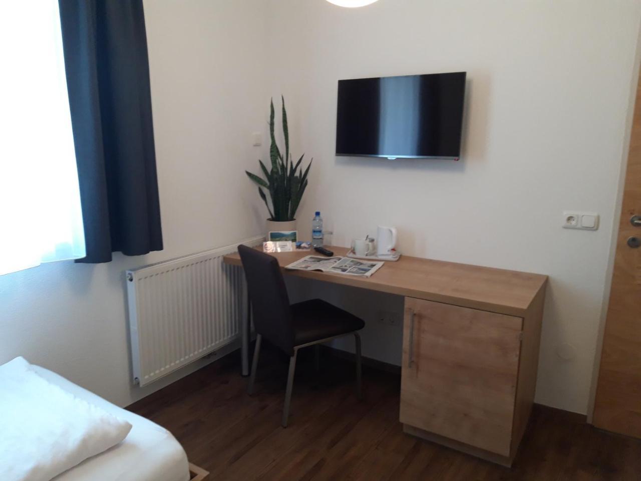 Haus Arnold - Privatzimmer Und Ferienwohnungen Sillian Buitenkant foto