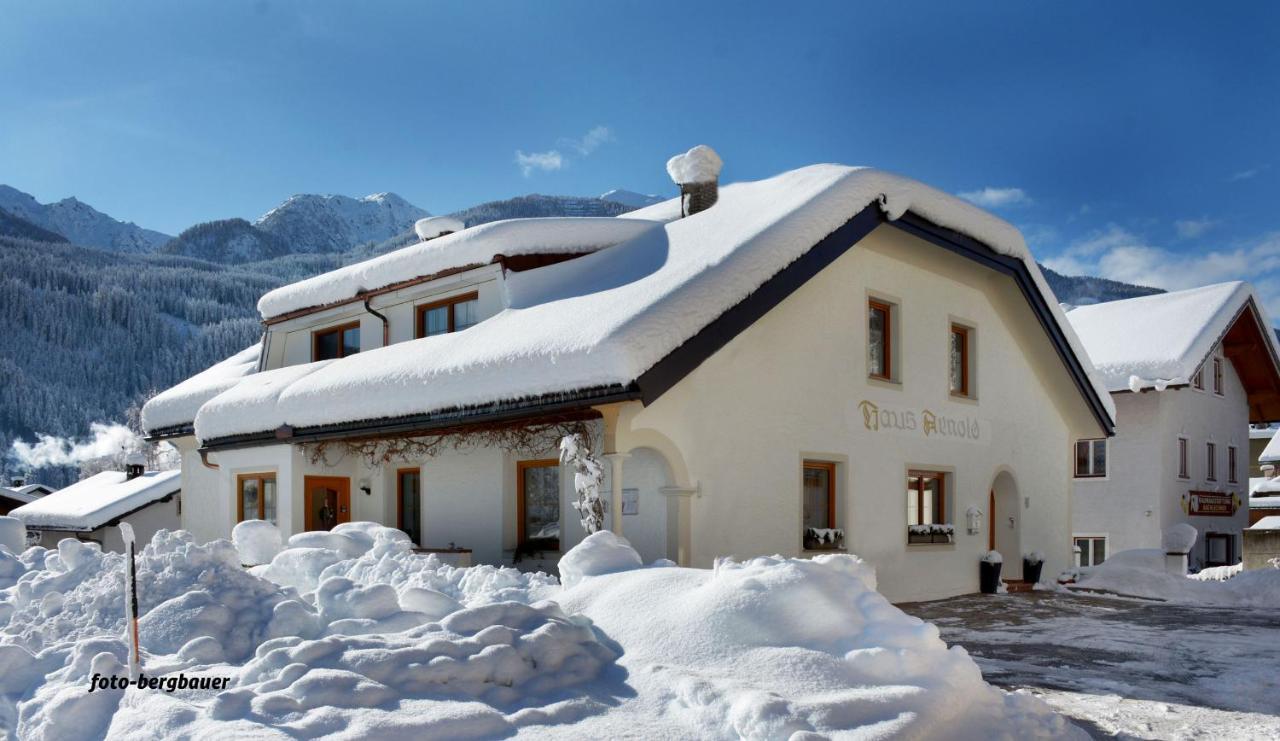 Haus Arnold - Privatzimmer Und Ferienwohnungen Sillian Buitenkant foto